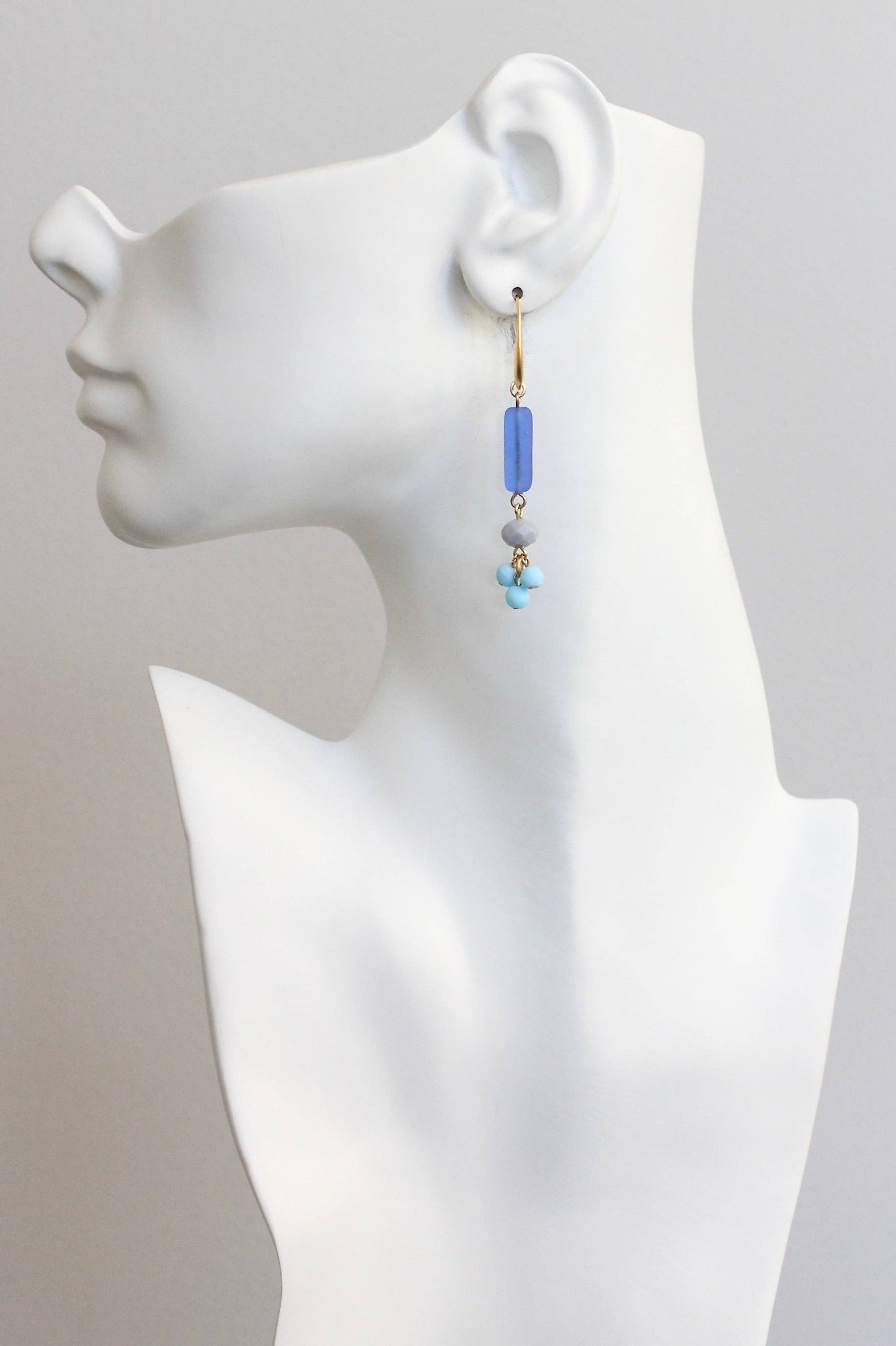 KYLE32 cobalt glass earrings