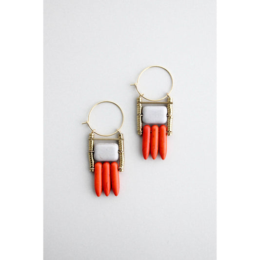 GNDE42 red and  gray hoop earrings