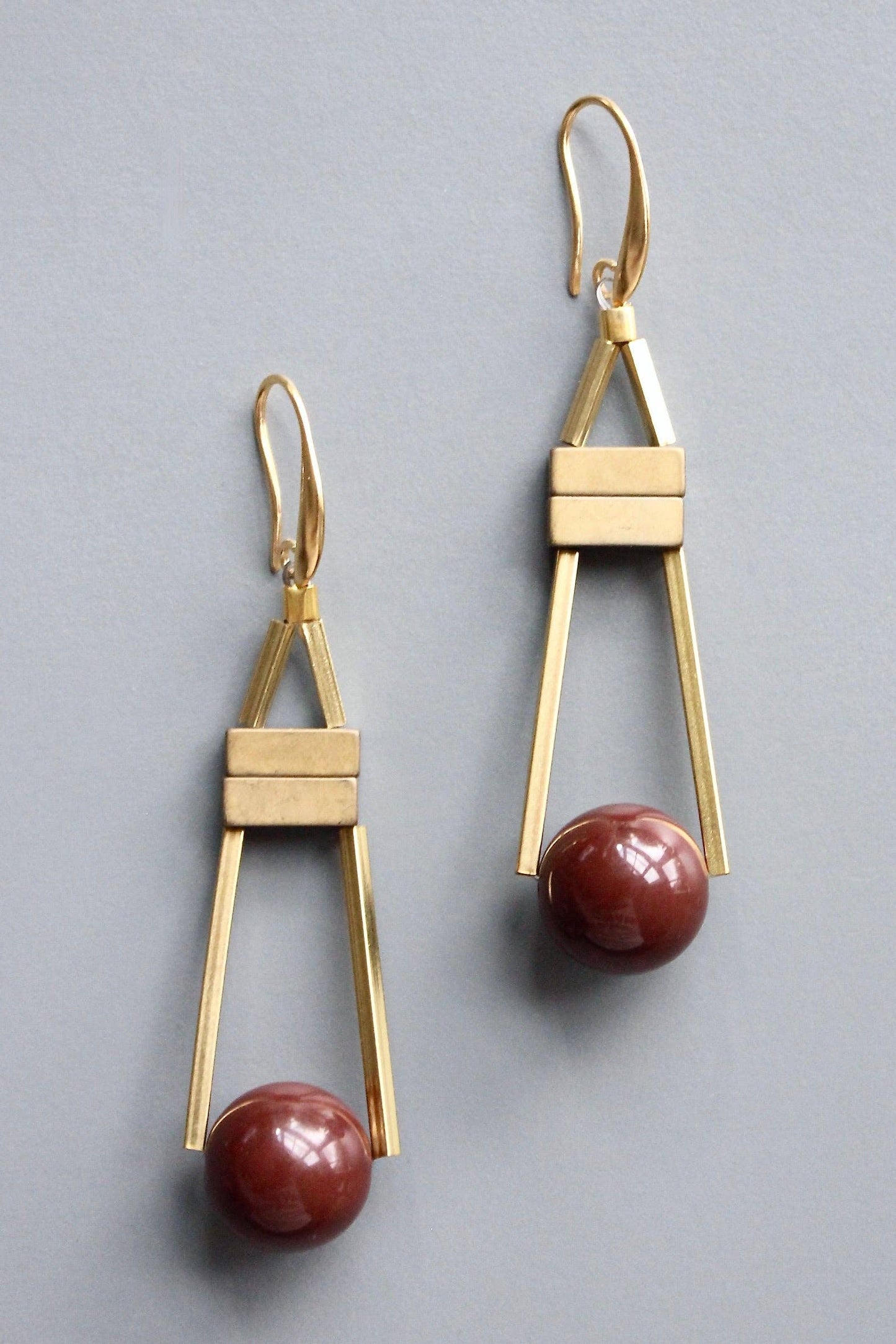 HYLE61 Acrylic and hematite earrings