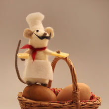 Load image into Gallery viewer, Felt Mouse Ornament - Gourmet Mouse Small Needle Felt Kit
