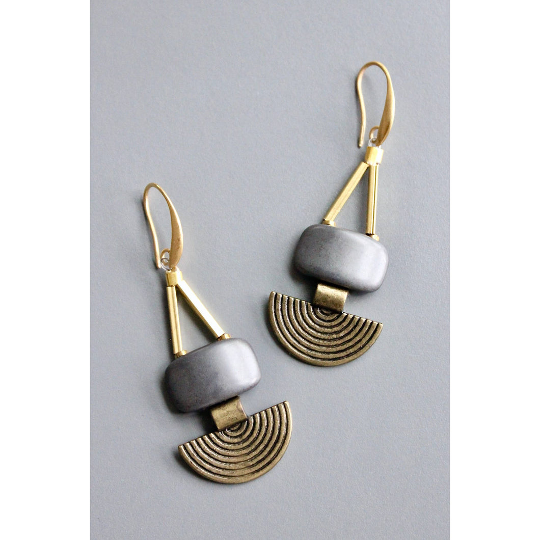 HYLE42 Artdeco Hematite earrings