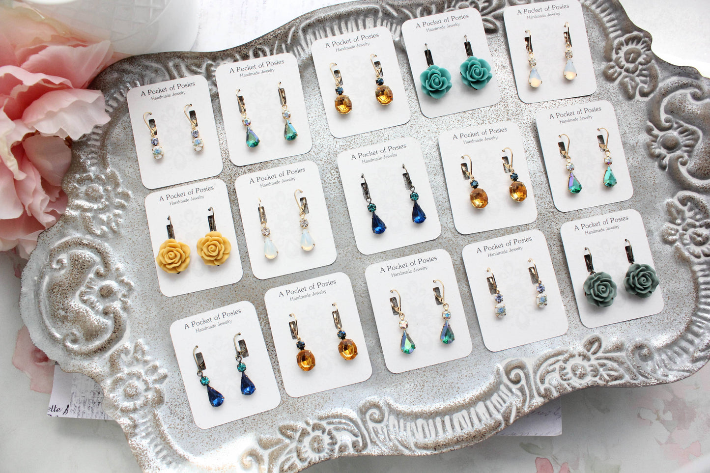 Small Oval Cameo Earrings - Vintage Glass -   Yellow Rose
