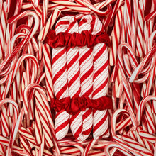 Load image into Gallery viewer, Elf x kitsch Satin Heatless Set- Candy Cane
