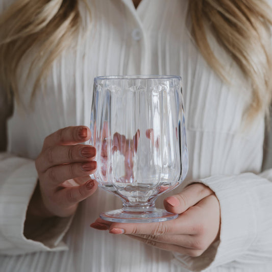 *NEW* Cocktail Goblet Glass - Home Decor & Drinkware