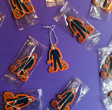 Load image into Gallery viewer, Michael Myers Creepin&#39; It Real Halloween Air Freshener
