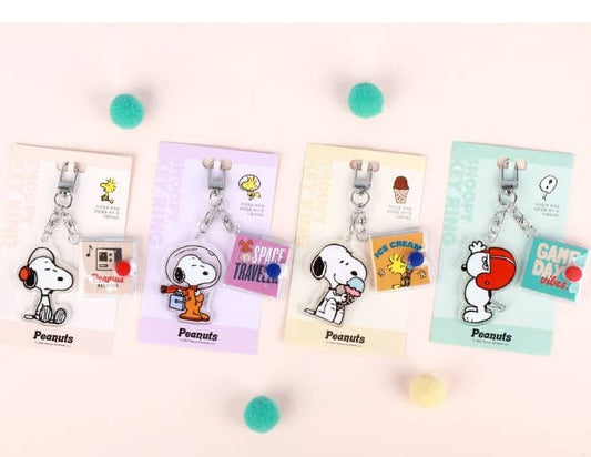 Peanuts Snoopy Mini Note Keychain with Charm