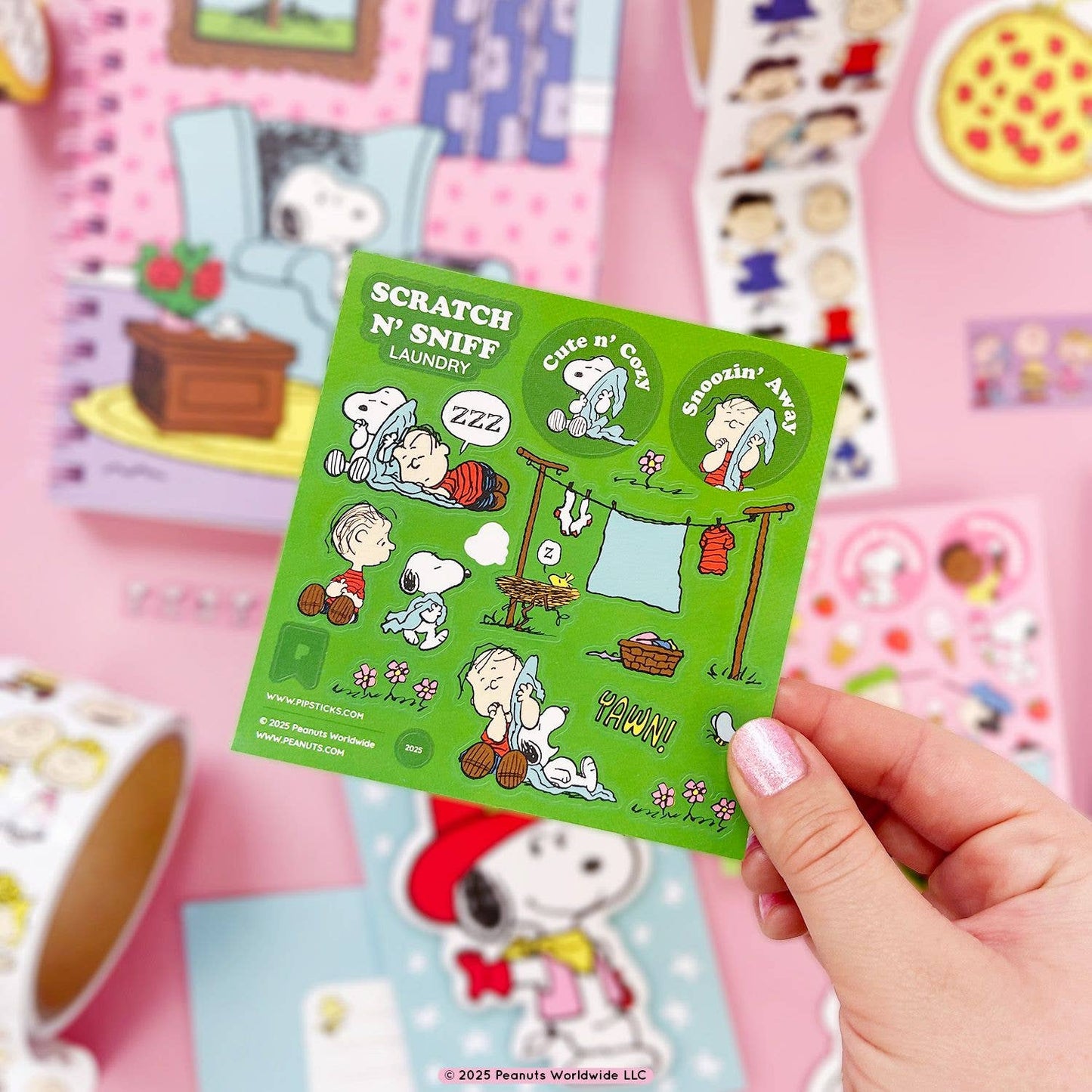 Peanuts Laundry Day Scratch 'n Sniff (2ct)
