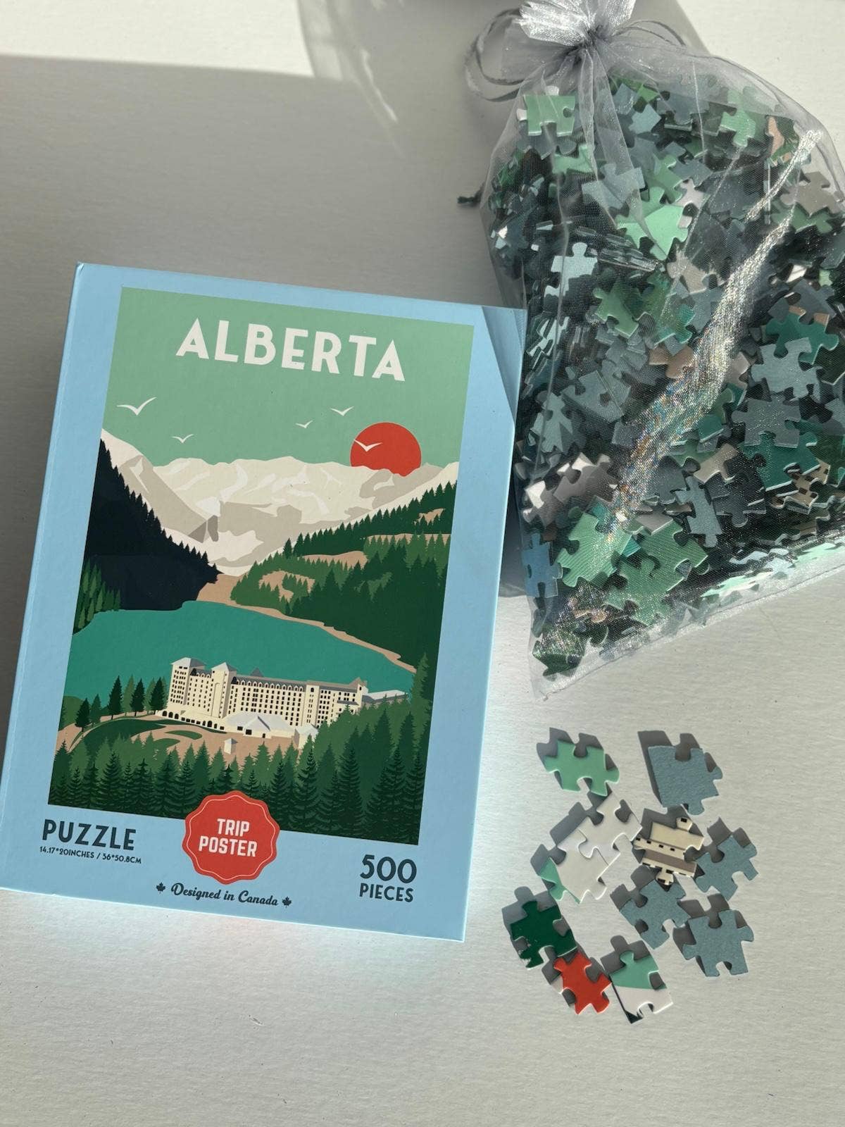 PUZZLES FROM PROVINCES - ONTARIO / ALBERTA / YUKON OR QUEBEC