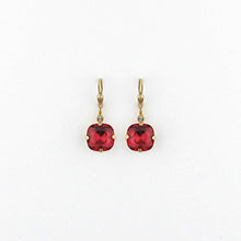 Load image into Gallery viewer, La Vie Classic Earring
