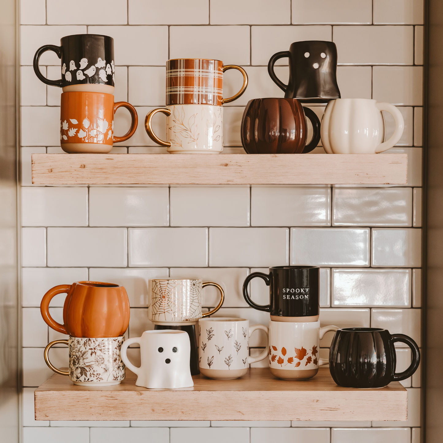 Gold Leaves Coffee Mug