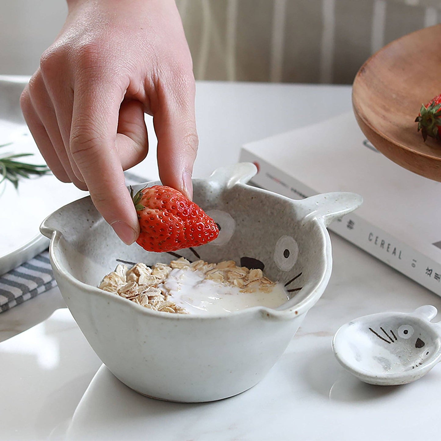 Japanese-style cute tableware