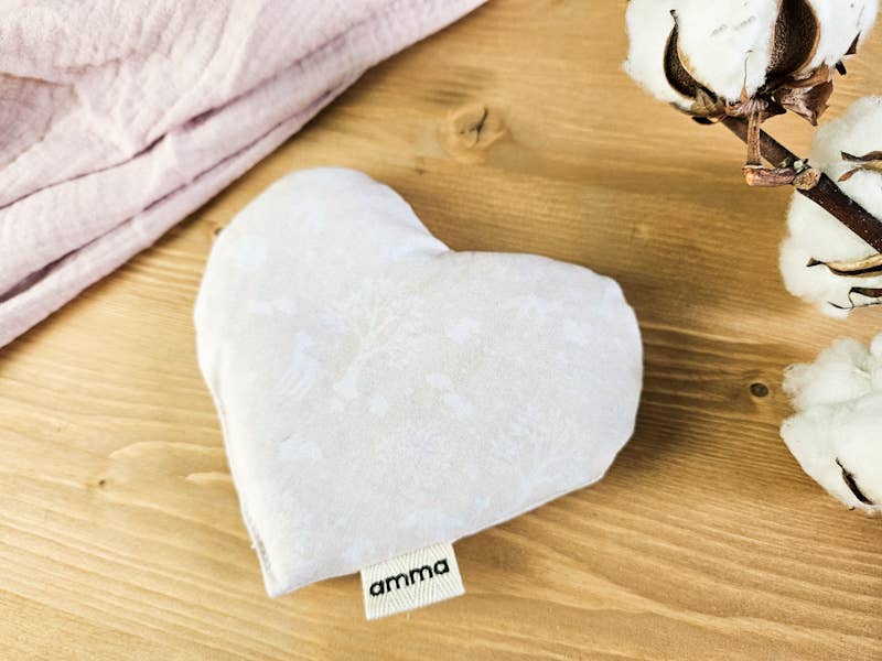 Heart comfort compress for babies in printed cotton