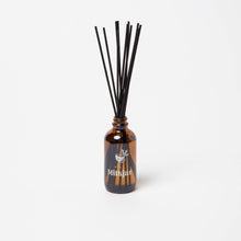 Load image into Gallery viewer, Holly - Cranberry, Clove &amp; Pine 4oz Reed Diffuser
