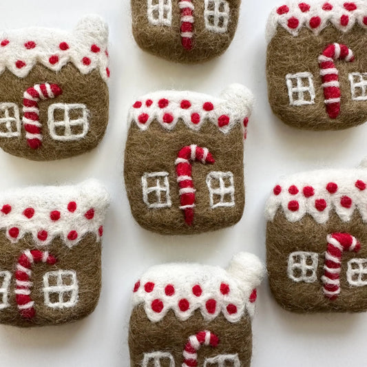 One Felt Gingerbread House