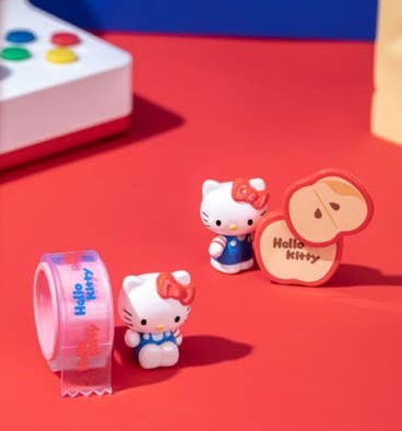Hello Kitty Mini Stationery Shop Series Figures (with Case)