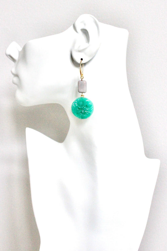HYLE37 Vintage green glass earrings