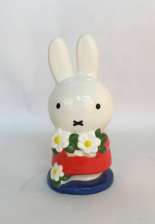 Miffy  Daisy Bouquet Figurine