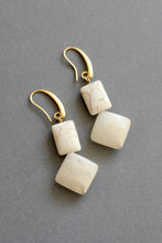 Load image into Gallery viewer, ISLE13 White and cream earrings
