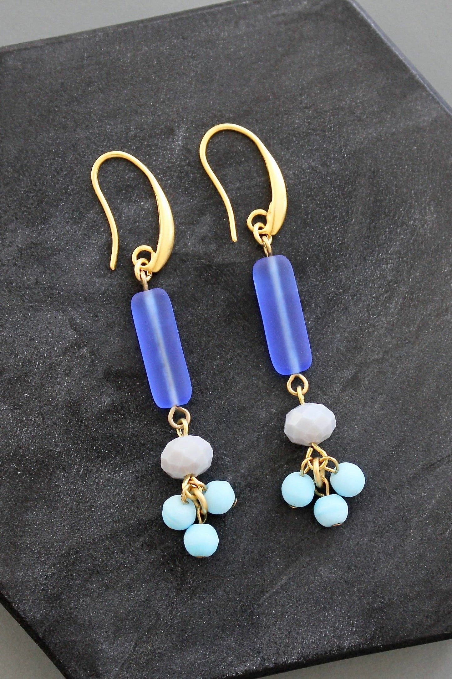 KYLE32 cobalt glass earrings