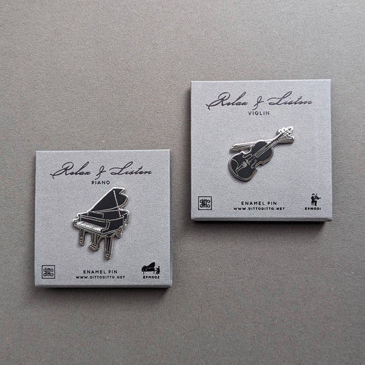Violin enamel pin