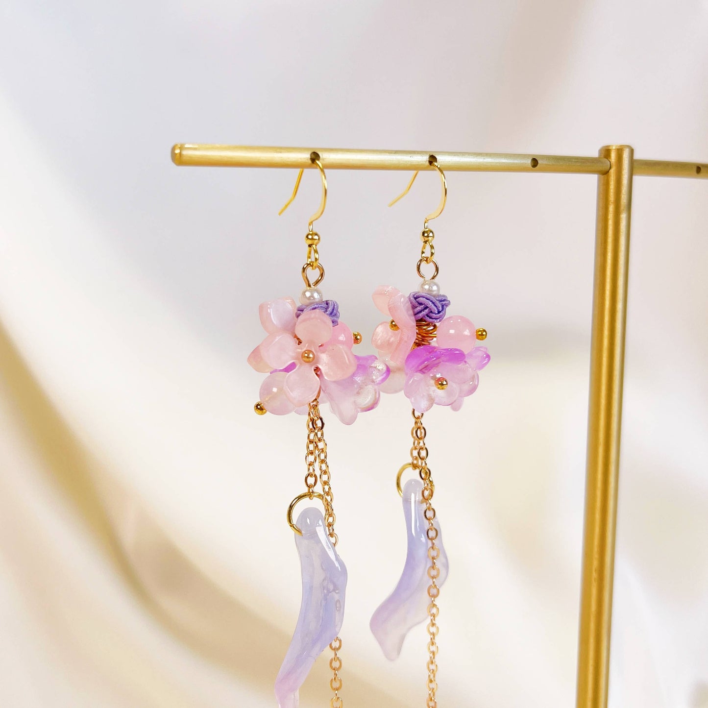 E194 purple flower long dangle drop earrings