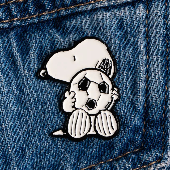 Peanuts Sport Pin - Football