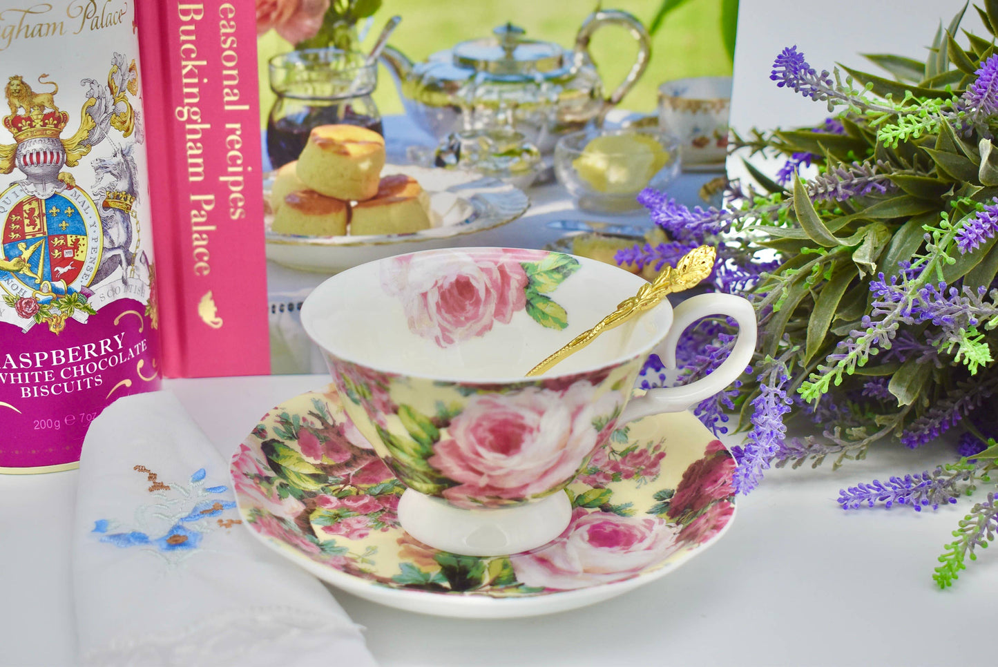 English Garden Victorian Vintage Roses Teacup and Saucer