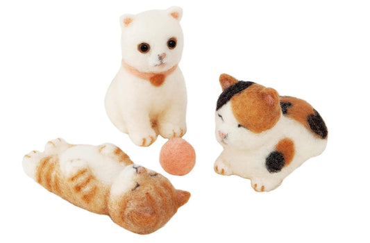 Hamanaka Needle Felting Kit: Baby Kittens & Yarn Ball DIY