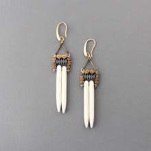 Load image into Gallery viewer, KMLE35 Geometric white spike and hematite earrings
