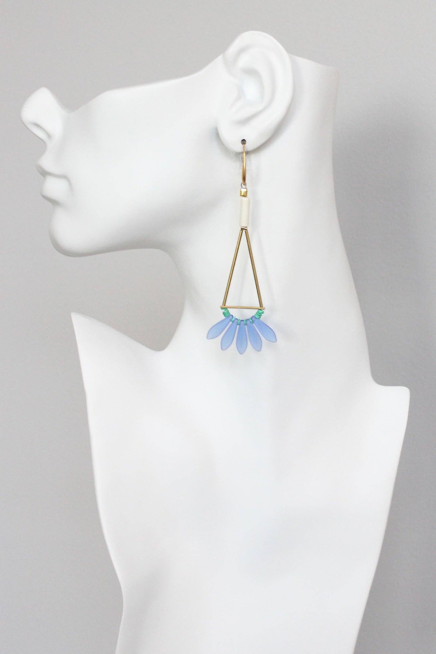 KYLE72 cobalt and white geometric earrings