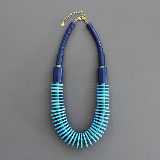 KYL322 Capri blue wood and acrylic necklace