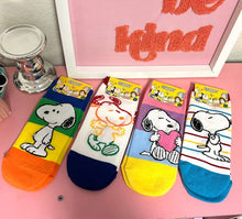 Load image into Gallery viewer, Peanuts Snoopy Charlie Brown ankle Socks/ Cotton Ultra Soft
