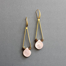 Load image into Gallery viewer, ISLE44 Mother-of-pearl and gold hematite earrings
