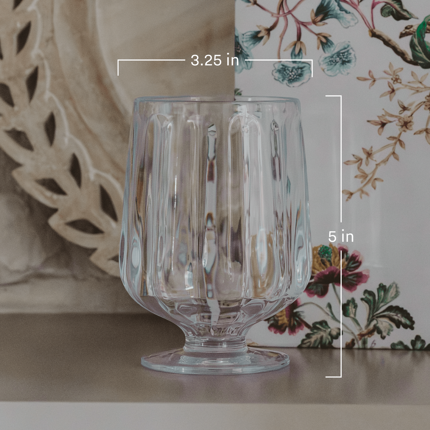 *NEW* Cocktail Goblet Glass - Home Decor & Drinkware