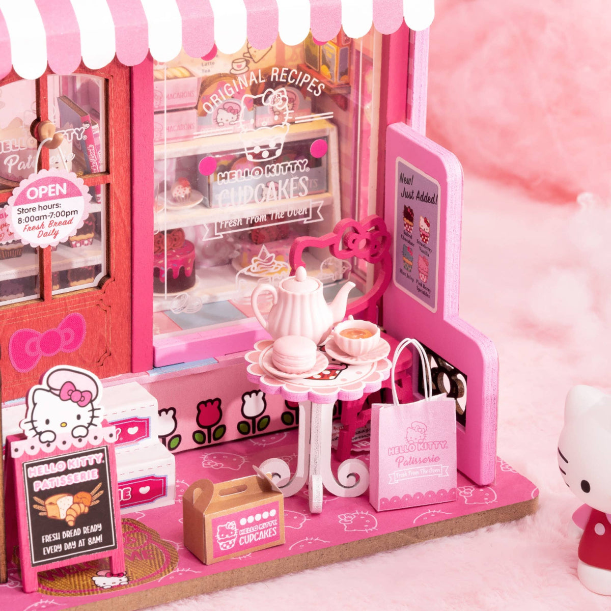 Hello Kitty® Patisserie - DIY Miniature House Kit