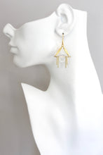 Load image into Gallery viewer, ISLE20 Acrylic and brass geometric earrings
