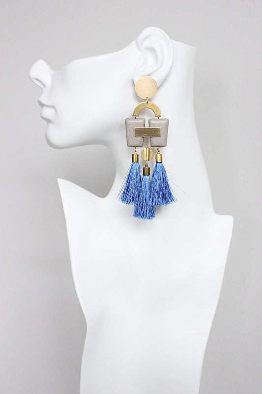 GNDE122E gray and blue tassel post earrings