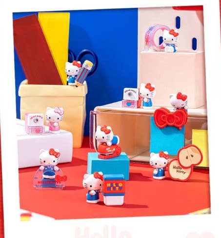 Hello Kitty Mini Stationery Shop Series Figures (with Case)