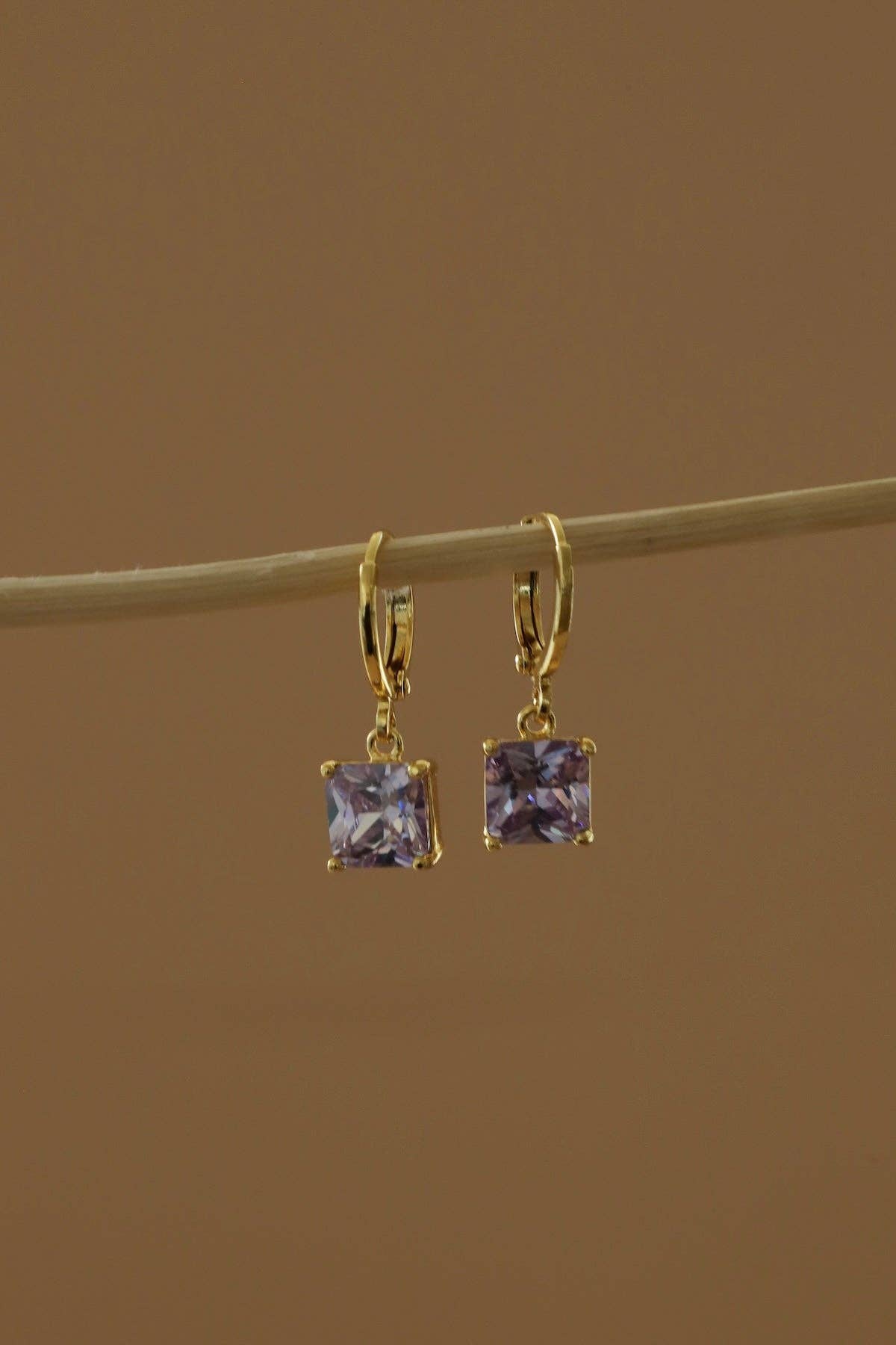 SQUARE BIRTHSTONE HUGGIES