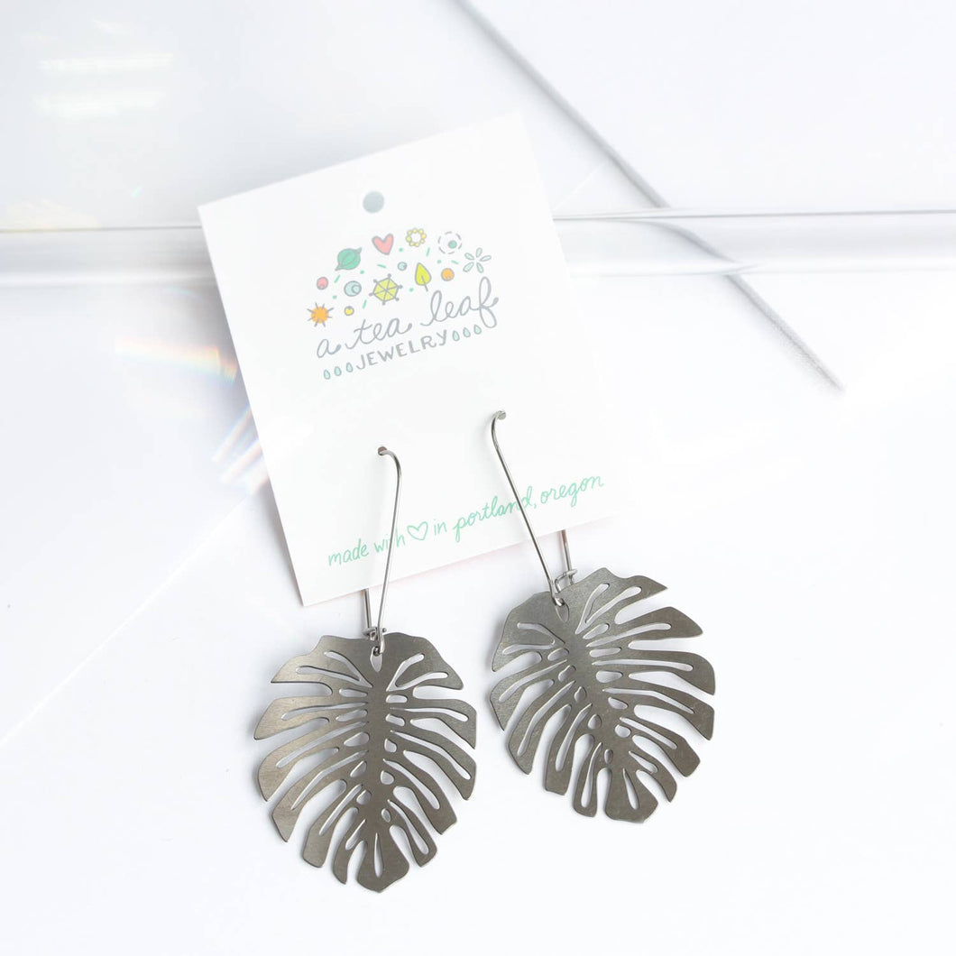 Monstera Deliciosa Leaf Earrings