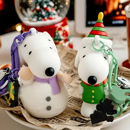 Peanuts Snoopy Christmas Figure Keychain