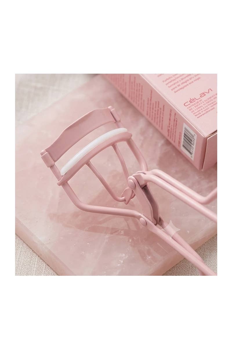 Peanuts Eyelash Curler & Snoopy Keychain