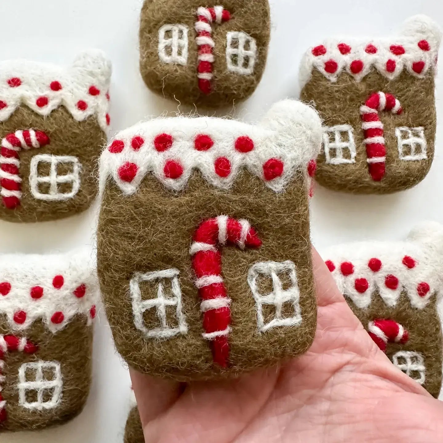 One Felt Gingerbread House