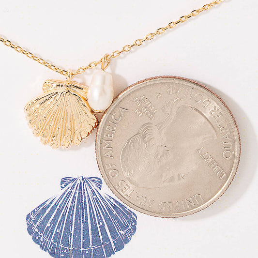 Seashell Clam Pendant Necklace