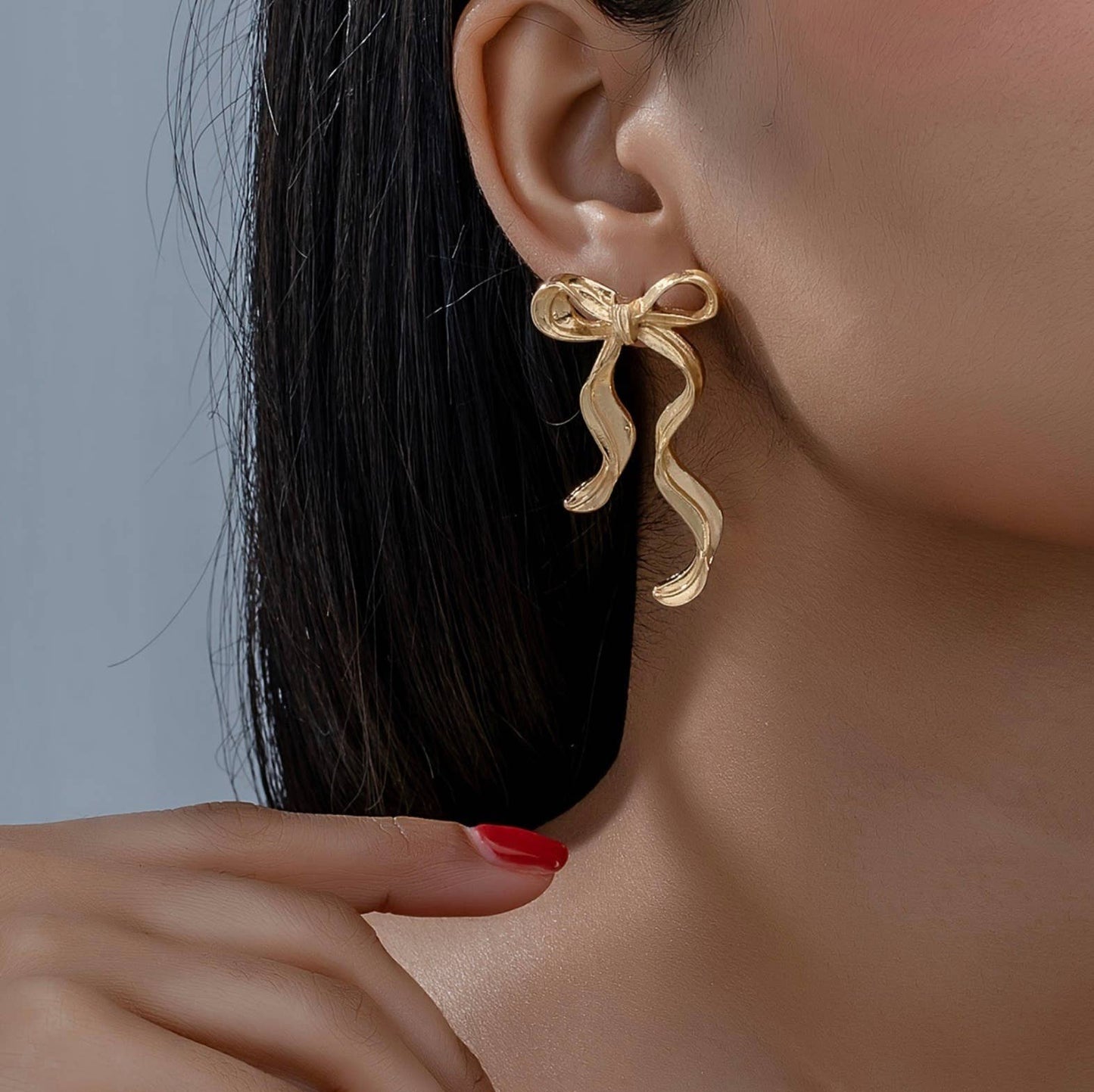 Gold Mettalic Solid Ribbon Earrings - E30