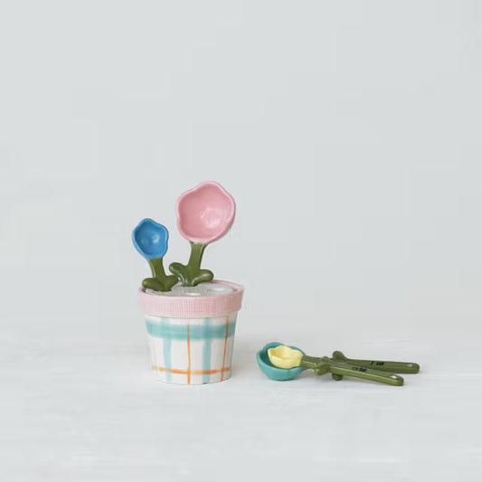 Hand-Painted Stoneware Measuring Spoons w/ Pot Holder, Set of 5